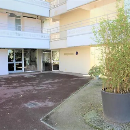 - Quartier Saint Elme, Avec Vue Sur Parc Boise Appartement *